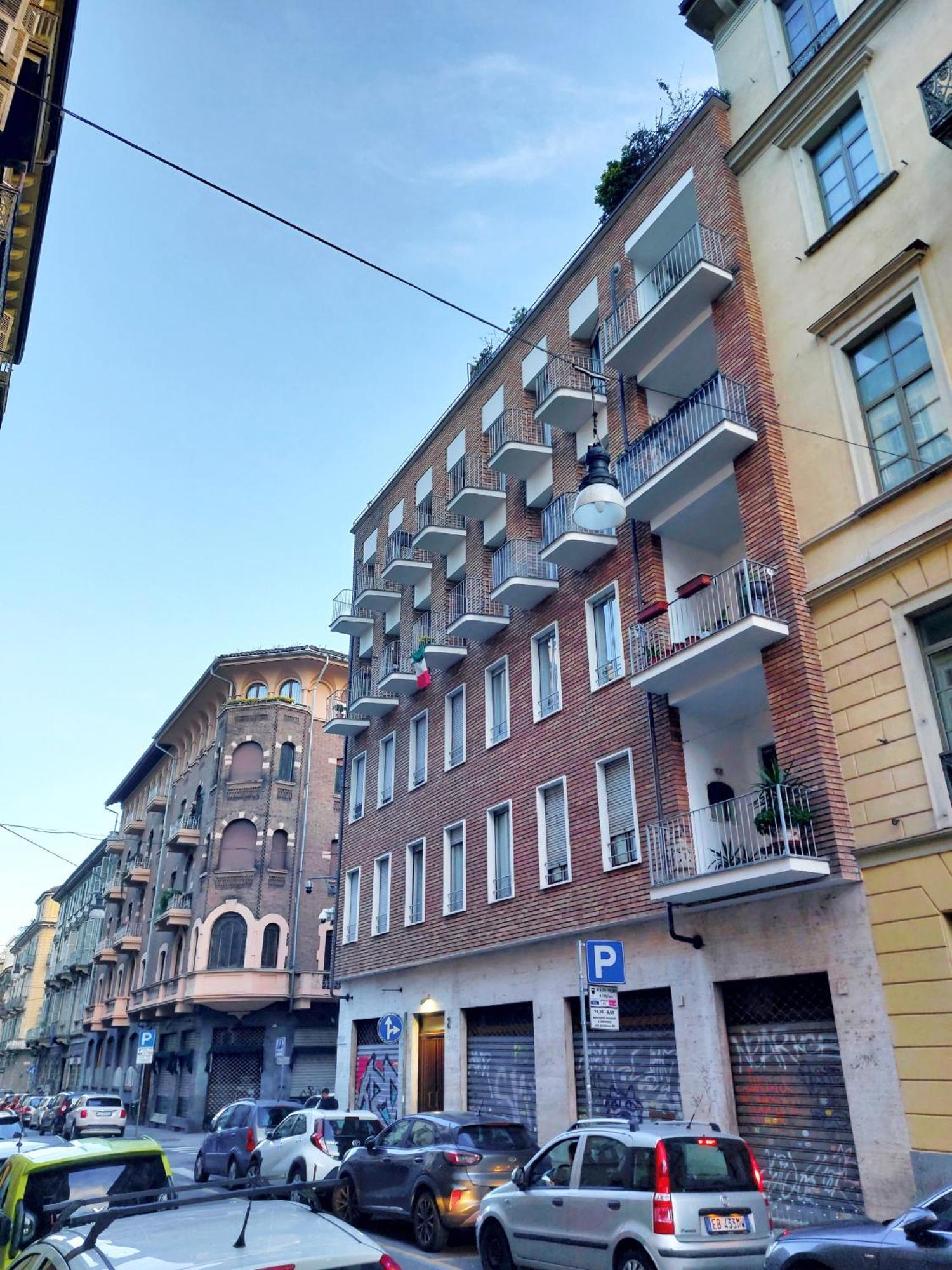 Casa Stazione Centrale Turín Exterior foto